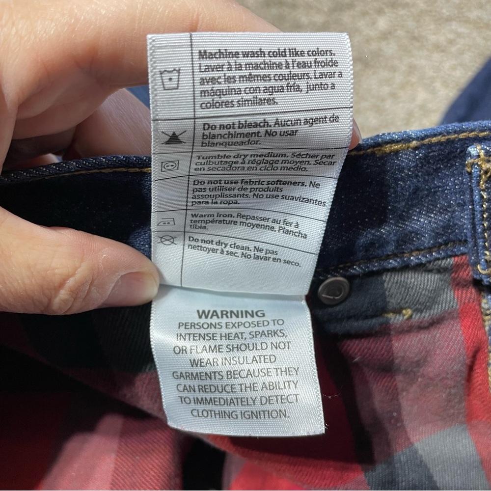 Carhartt Women's Straight Leg Jeans - Dark Blue with Red Plaid Lining - Picture 8 of 8